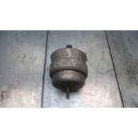 Подушка крепления двигателя Audi A4 B6 2004 8E0199379