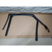 Направляющая стекла Audi A8 D4/4H 2011 4H0839439C