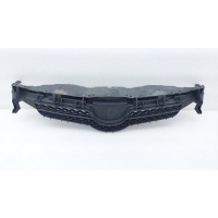 Решетка радиатора Toyota Auris ZRE151 2007 5311102390, 53111-12A00