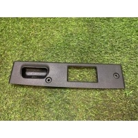 Накладка замка багажника Mercedes-Benz CLK 500 w209 2002 A2037580002