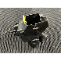 Корпус воздушного фильтра правый Audi S8 D4 2012 4H0133039B,4H0133039A,4H0133824L,4H0183