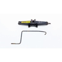 Домкрат Toyota Auris ZRE151 2007 0911105031, 0911302050, 09111-05010, 09111-05030, 09111-05031, 09111-0F020
