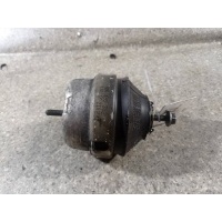 Подушка крепления двигателя L=R. 5МКПП , передний привод. Audi A4 B5 2000 8D0199379R,8D0199382L