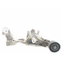 Кронштейн генератора Volkswagen Passat B6 2008 03H260089B