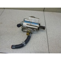 Насос (ТНВД) бензиновый VAG A6 [C6,4F] (2004 - 2011) 06F127025K