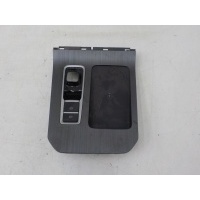 Накладка консоли Chery Tiggo 4 Pro 2020- 802000180AA