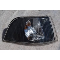 поворотник правый Volvo V40 2004