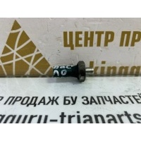 Датчик давления масла ДВС Skoda Octavia A7 5E3 до Рестайлинг 2014 04E919081A
