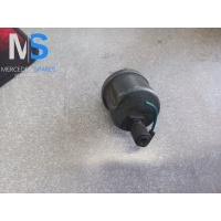 Датчик давления масла Mercedes 609 1994 A0045428917,A0015425617,A6845427217,3885427417,FE17199,0400635,A0045428917,A0015425617,ZX114248,0148200001,0142036,09489,17199,14870,460478,364,