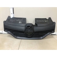 Решетка радиатора Renault Renault Logan (2) 2014> 623107605, 623105727R