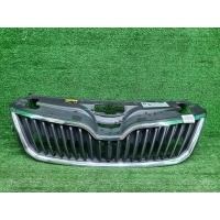 Решетка радиатора Skoda Rapid 1 (2012-2020) Skoda Параметр: Модель 2012 5JA8536689B9
