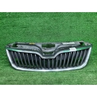 Решетка радиатора Skoda Rapid 1 (2012-2020) Skoda Параметр: Модель 2012 5JA8536689B9
