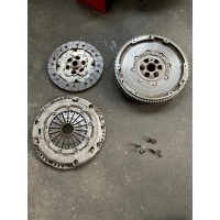 Skoda скала 1.0 комплект сцепление 04c105266e