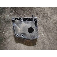 Кронштейн двигателя Volkswagen Polo3(1994-2002) 1999 028199275a