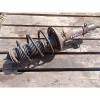 Стойка амортизатора переднего правого Audi A3 8L 2002 1J0413031P