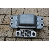 ŁAPA PODUSZKA SKRZYNI VW GOLF 6 1K0199555BB