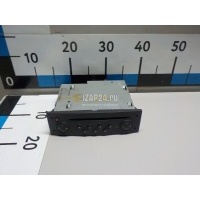 Магнитола Renault Megane II (2003 - 2009) 8200483757