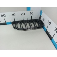 Решетка радиатора правая BMW 3-serie E90/E91 (2005 - 2012) 51137201970