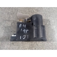 Компрессор центрального замка VDO , 2 ФИШКИ. Audi A4 B5 1997 4A0862257A