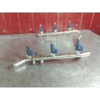 Топливная рампа Mercedes C-class W203 2003 A1120700295, 0280151080, A1120780149, A1120700595, A1120700195, A1120780049
