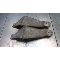 Кронштейн КПП Opel Vectra B 1997 90498428