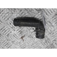 Патрубок Volkswagen Passat B5 1997 048121063