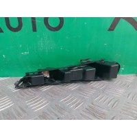 кронштейн бампера верхний Mercedes C-Class W205 2014-2021 A2058800503