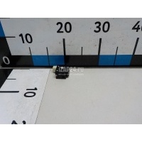 Кнопка многофункциональная Toyota RX 300/330/350/400h (2003 - 2009) 8472048020