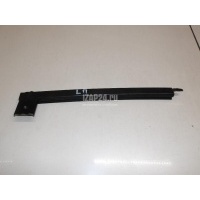 Направляющая стекла двери Mitsubishi Pajero/Montero IV (V8, V9) (2007 - 2021) 5705A209