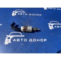 концевик под педаль тормоза TOYOTA CHASER GX100 84340-32090