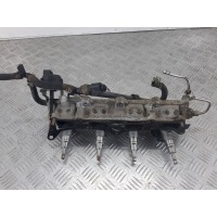 Топливная рампа Volkswagen Touran 2006 03C133204AA
