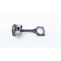 Поршень с шатуном Toyota Auris ZRE151 2007 1310137081, 1320139185