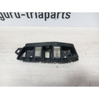 Кронштейн бампера Volkswagen Touareg 2 7P5 Рестайлинг 2014-2018 7P6807184G