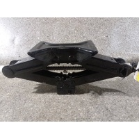Домкрат Mazda 3 BL 2010