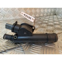 Фланец (тройник) системы охлаждения Volkswagen Touran 2003-2010 2007 038121132G