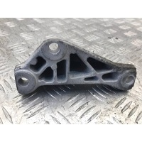 кронштейн двигателя BMW 3 серия E90/E91/E92/E93 2008 7804376,13517804376-01