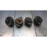 Подушка крепления КПП Audi A4 B5 1997 8D0399151J