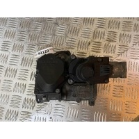 Заслонка дроссельная Skoda Octavia 2000-2010 2010 03G128063Q