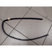 Toyota yaris iii oe 53395 - 0d030 уплотнитель капота решетки