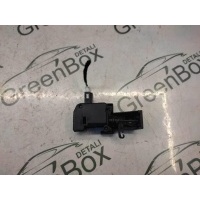 Активатор замка крышки топливного бака Mercedes E C207 2010 A2048200072
