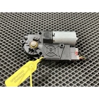 Двигатель электролюка Jaguar XE X760 2016 T4N7723,T2H38791,T2H35589,T4N17314,T4N14770,T4N16324,JX7353508AA