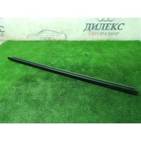 уплотнитель стекла двери Audi Allroad quattro 2000-2005 2004 4b0839479c