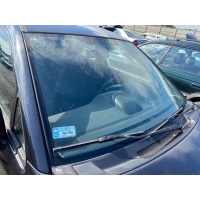 Suzuki лиана 04 - 07 стекло переднее передняя стекло