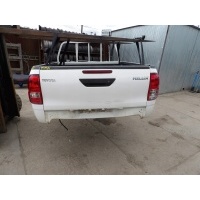 Ящик кпп застройка крылья полоса заднего toyota hilux 2016 -