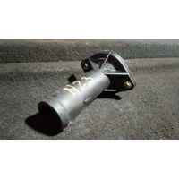 Фланец (тройник) системы охлаждения Volkswagen Golf 1998 038121121