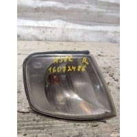 Поворотник правый Audi A3 8L 1997