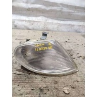 Поворотник правый Volkswagen Passat B5 1997