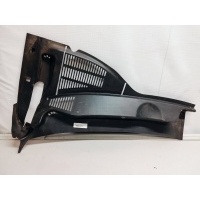 Водоотводящий щиток Жабо Volkswagen Touareg 2 NF 2012 7P6819401B
