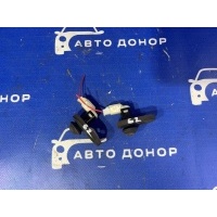контакт двери TOYOTA ESTIMA ACR30 84231-52010