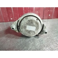 Подушка крепления двигателя Mercedes C-class W204 2008 A2042404817, A2042400417, A2042405817, A2042400517, A2042404917, A2042405917